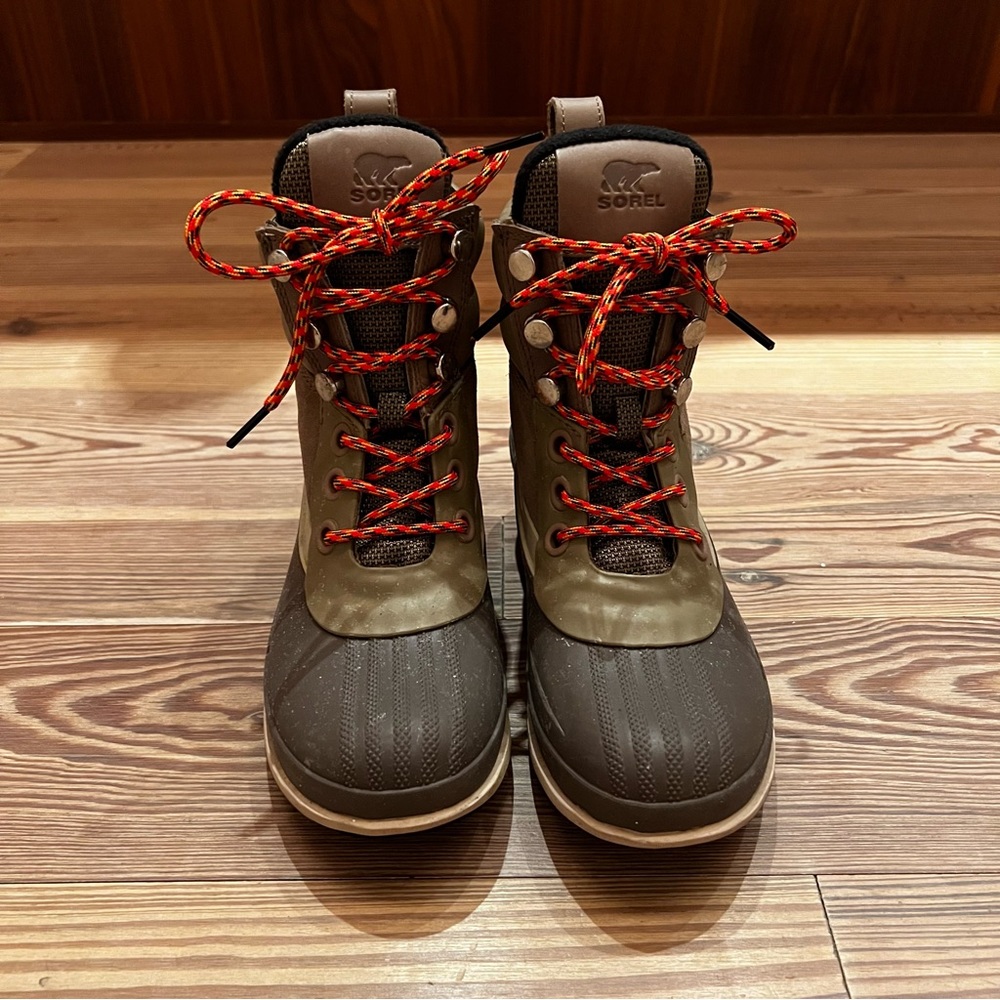 Sorel rain & light snow boots